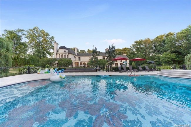 Pool | Image 25