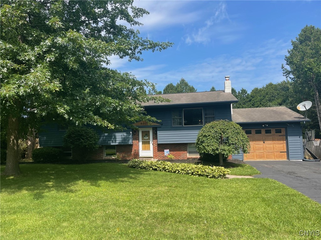 Patio Circle Dr, Oneida, NY 13421