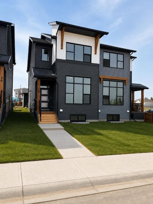 28 Tillotson Loop, Okotoks, AB, T1S1S5 | Card Image
