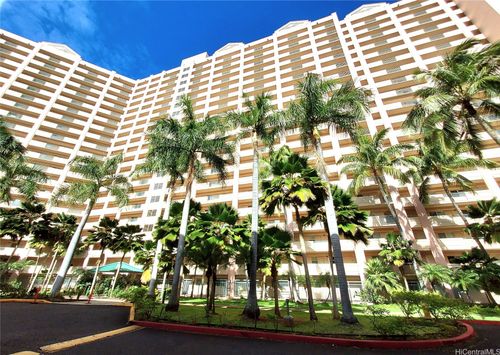 apt-1504-3075 Ala Poha Pl, Honolulu, HI, 96818-1688 | Card Image