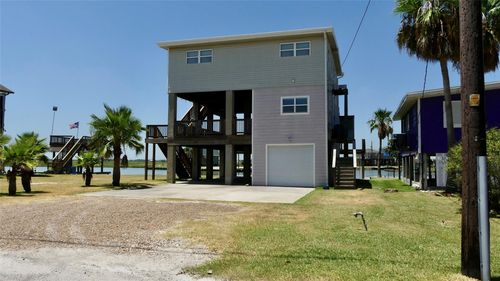 58 Lakeside Dr, Hitchcock, TX, 77563-2627 | Card Image