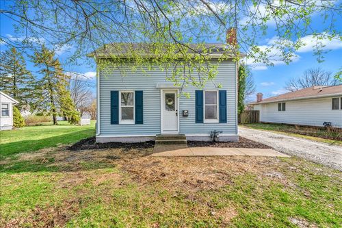 336 E Ogden Ave, Geneseo, IL, 61254-1142 | Card Image
