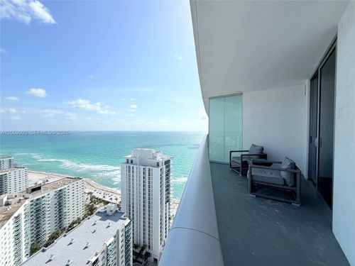 2912-4111 S Ocean Dr, Hollywood, FL, 33019-3055 | Card Image