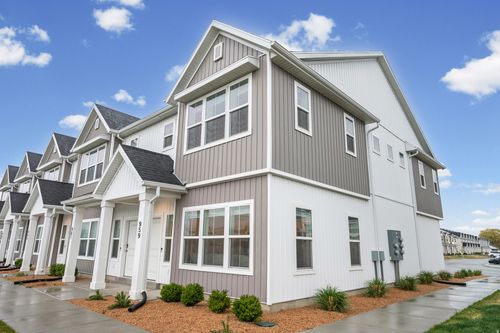 959 N 980 W, Tremonton, UT, 84337-2595 | Card Image