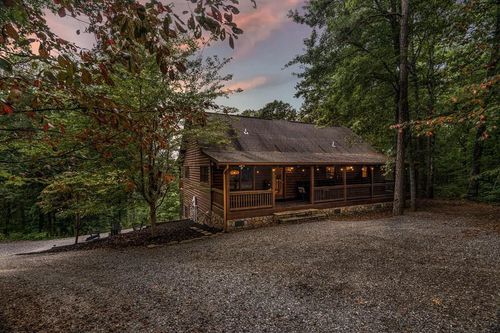 145 Daybreak Blvd, Morganton, GA, 30560-1657 | Card Image