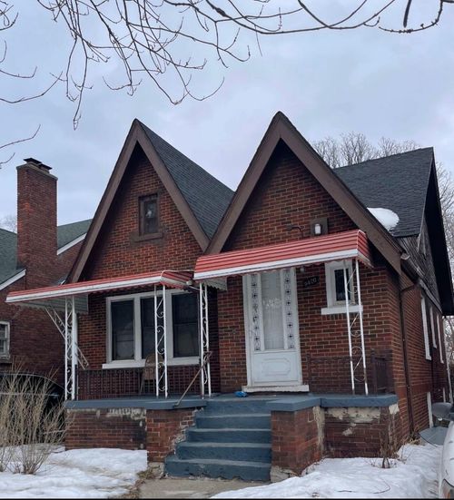 9400 Mendota St, Detroit, MI, 48204-4907 | Card Image