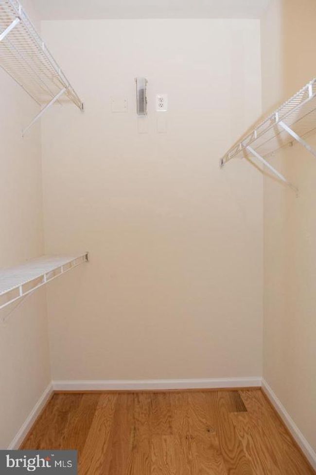 UNIT-3113 - 1591 Spring Gate Dr, Condo with 2 bedrooms, 2 bathrooms and null parking in MCLEAN VA | Image 8