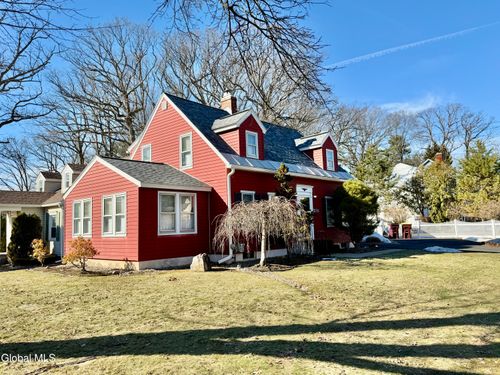 1501 Baker Ave, Niskayuna, NY, 12309-5103 | Card Image