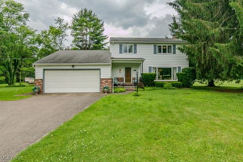 13228 Boulder Gln, Chesterland, OH, 44026-3604 | Card Image