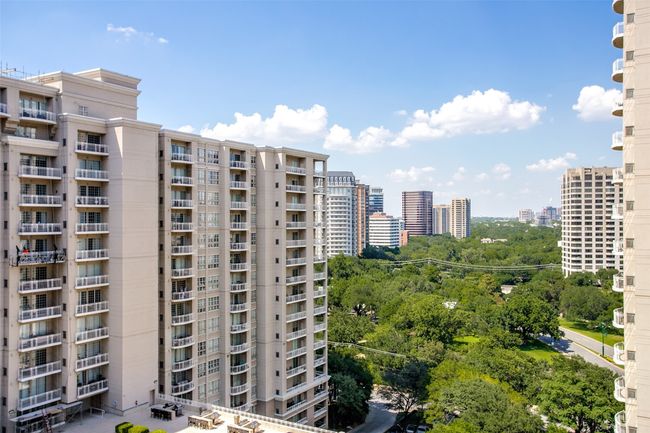 APT-206 - 3225 Turtle Creek Blvd, Condo with 2 bedrooms, 2 bathrooms and null parking in Dallas TX | Image 30