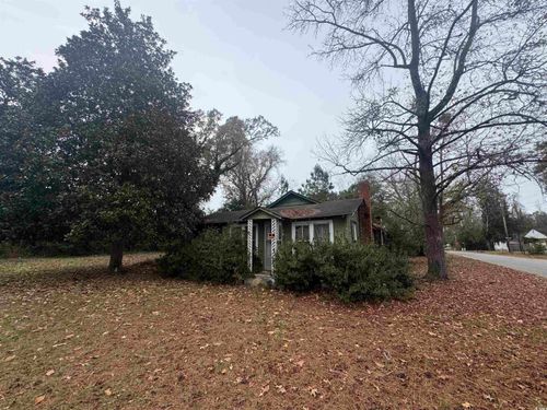 153 E Pine St, Johnsonville, SC, 29555-4220 | Card Image