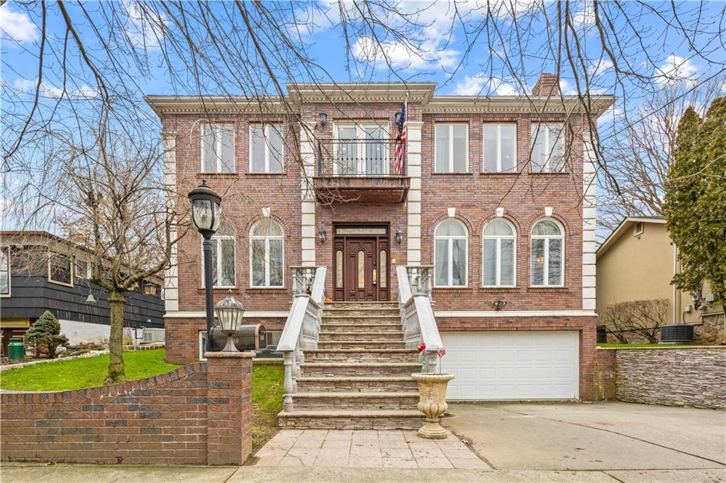 Ardsley St, Staten Island, NY 10306