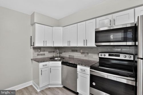 1807 Silver Ct, Hamilton Square, NJ, 08690-3530 | Card Image