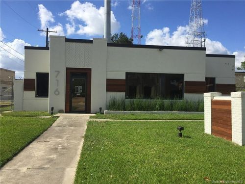 716 Hodges St, Lake Charles, LA, 70601-4215 | Card Image