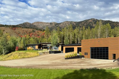 206 Windsong Way, Alpine, WY, 83128 | Card Image