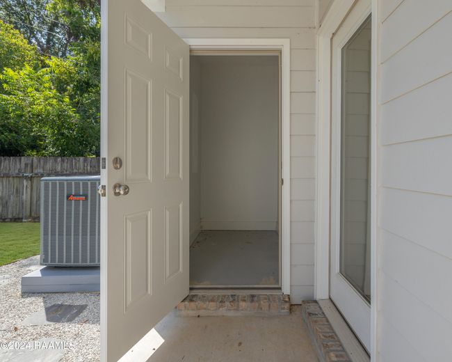 184 Emerite-22 | Image 26