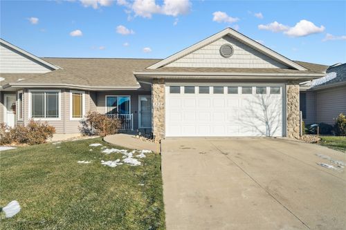 3314 35th Ave, Marion, IA, 52302-6439 | Card Image