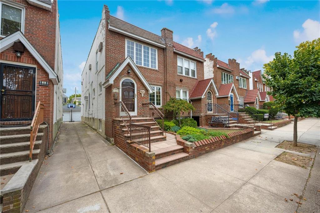 29th St, Brooklyn, NY 11229