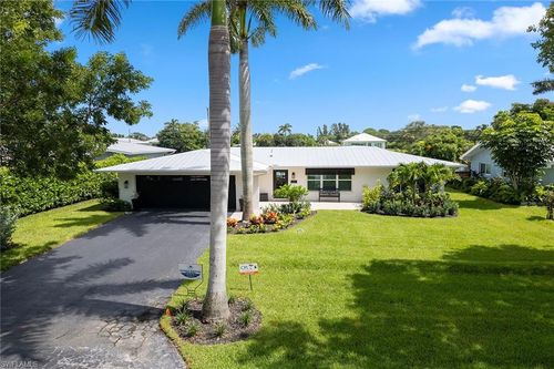1319 28th Ave N, NAPLES, FL, 34103-4558 | Card Image
