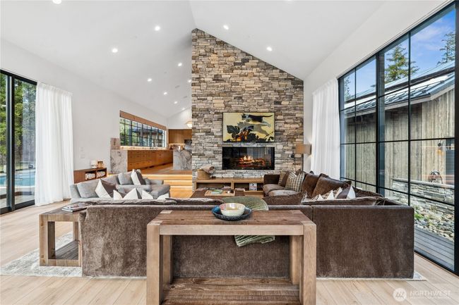 1501 Kokanee Loop, House other with 9 bedrooms, 7 bathrooms and 2 parking in Cle Elum WA | Image 5