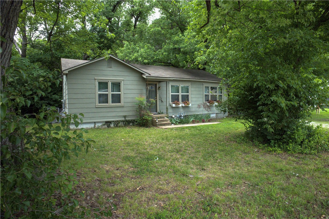 Garland Ave, Fayetteville, AR 72703