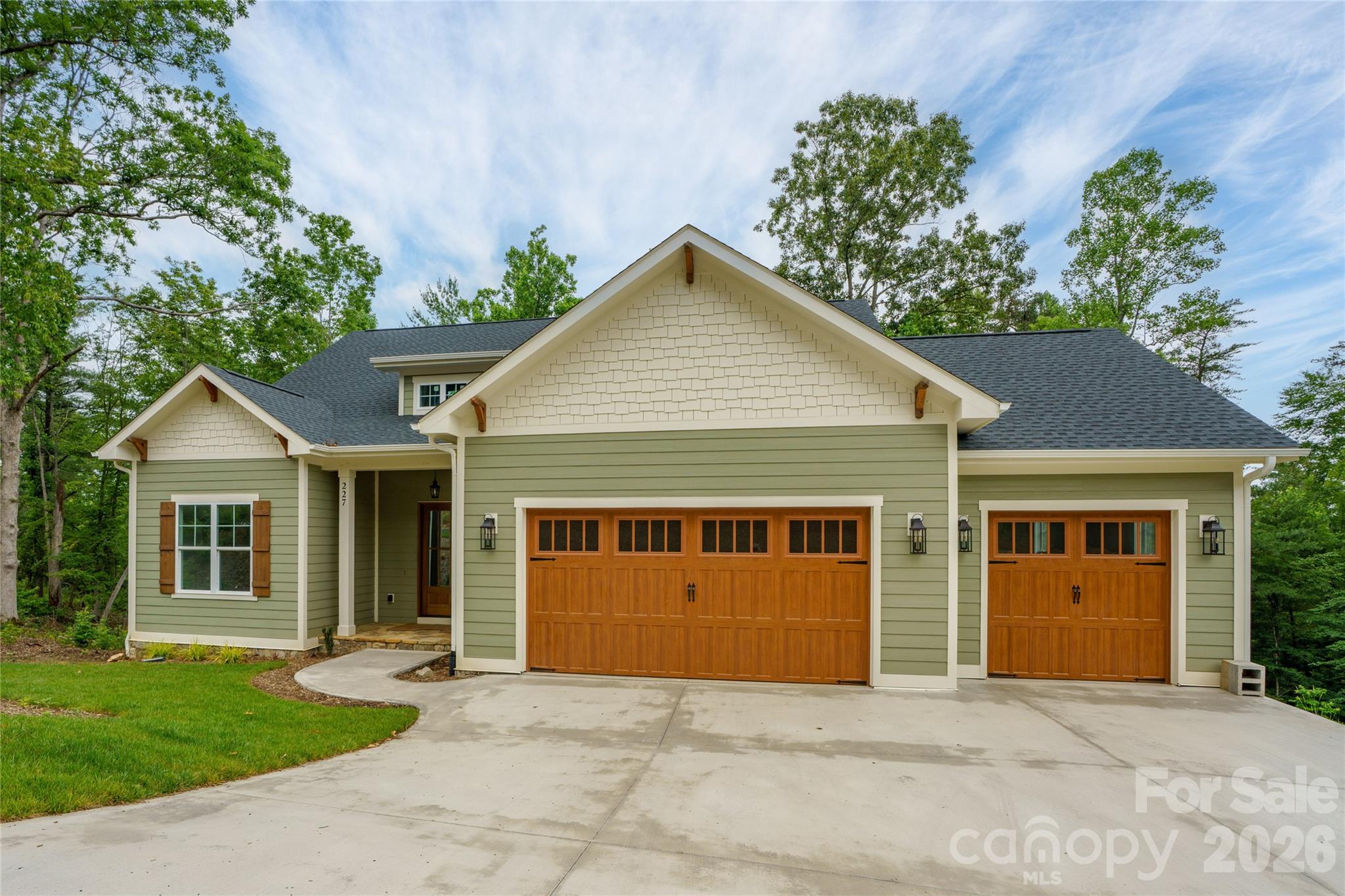 Residential in Hendersonville 4