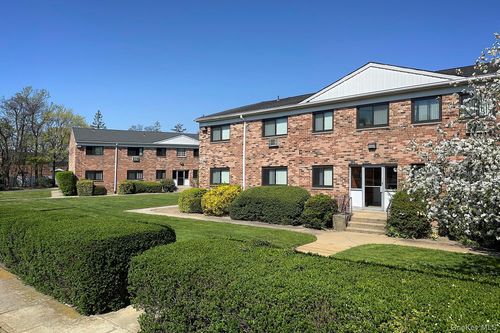 407-3a-407 East Main Street, Islip, NY, 11706 | Card Image