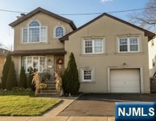 224 Division Ave, Garfield, NJ, 07026-3606 | Card Image