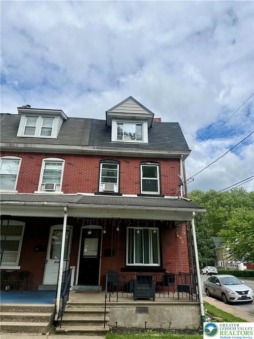 802 Elm St, BETHLEHEM, PA, 18018-4102 | Card Image