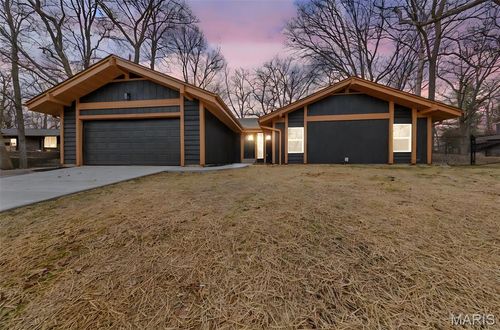 3143 La Baron Ln, Saint Charles, MO, 63303-6346 | Card Image