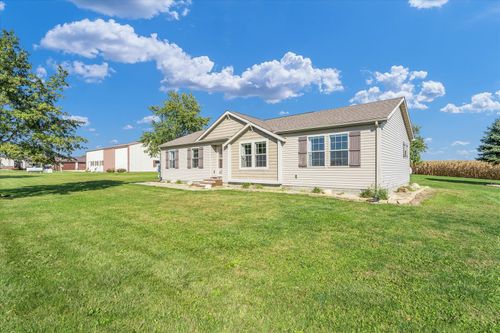 24383 State Route 49, Armstrong, IL, 61812-6844 | Card Image