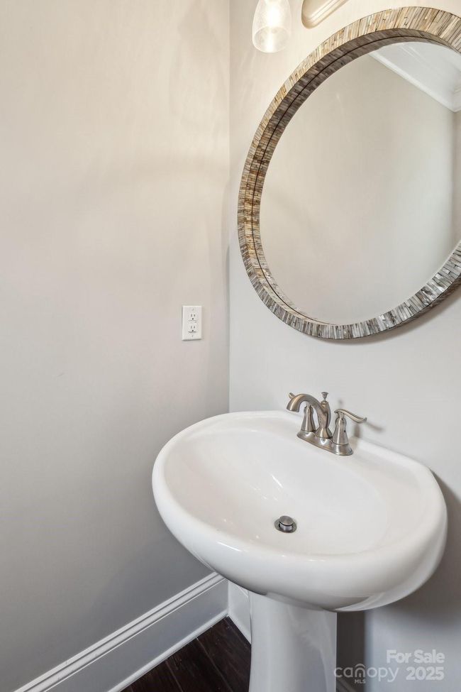 Half bath - main floor | Image 20