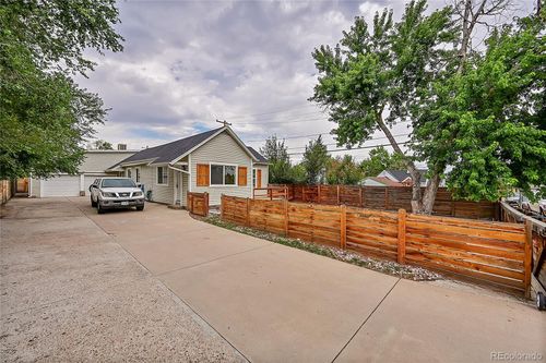 a-927 S Yates Street, Denver, CO, 80219 | Card Image