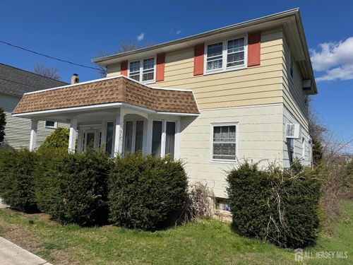 377 Highland St, South Amboy, NJ, 08879-1936 | Card Image