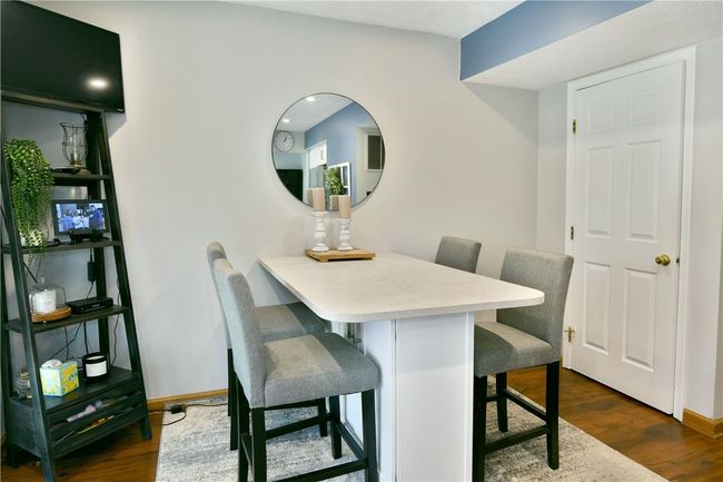 290 Shady Glen Dr, House other with 3 bedrooms, 2 bathrooms and null parking in Coraopolis PA | Image 19