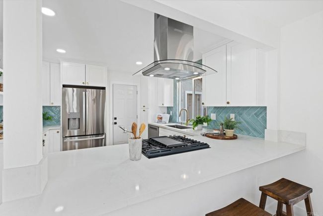 10424 Rancho Carmel Dr, House other with 4 bedrooms, 3 bathrooms and 2 parking in San Diego CA | Image 13