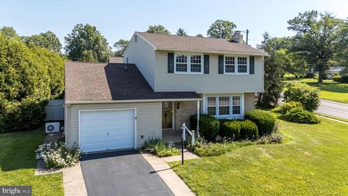 891 Lombardy Dr, LANSDALE, PA, 19446-3115 | Card Image