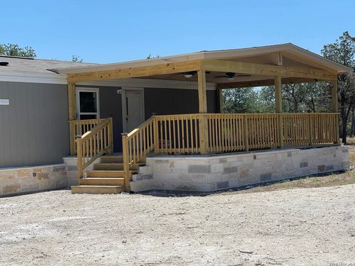 2-960 Forest View Dr, Blanco, TX, 78606-5743 | Card Image