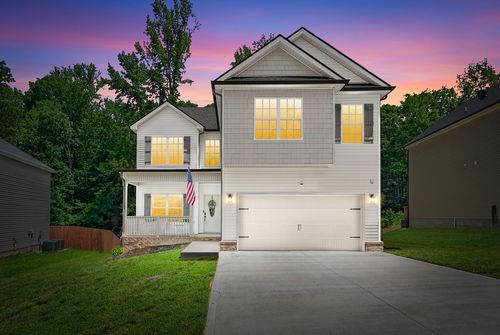 403 Barry Dr, Clarksville, TN, 37040-4633 | Card Image