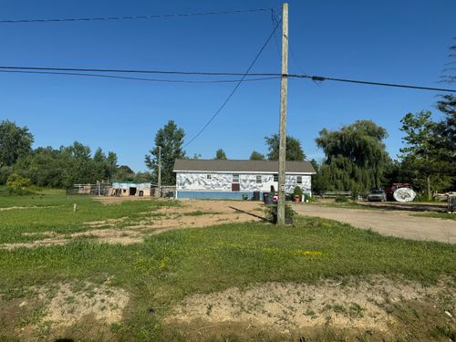 21679 M 140, South Haven, MI, 49090-8953 | Card Image