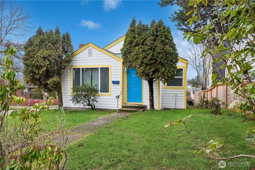 4559 12th Ave S, Seattle, WA, 98108-1806 | Card Image