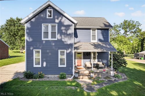 936 32nd Street Nw, Massillon, OH, 44647 | Card Image