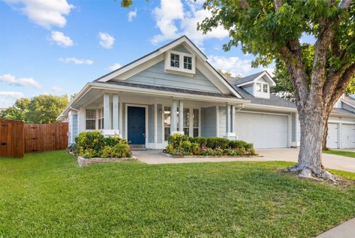 9844 Meadow Rue Dr, Mckinney, TX, 75072-2816 | Card Image
