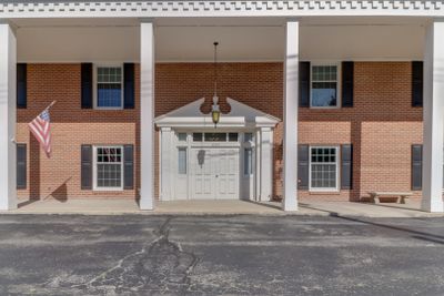 224 - 602 S Mercer Avenue, Condo with 3 bedrooms, 2 bathrooms and 2 parking in Bloomington IL | Image 1