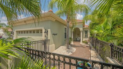 7419 Wexford Court, House other with 2 bedrooms, 2 bathrooms and null parking in Lakewood Ranch FL | Image 2