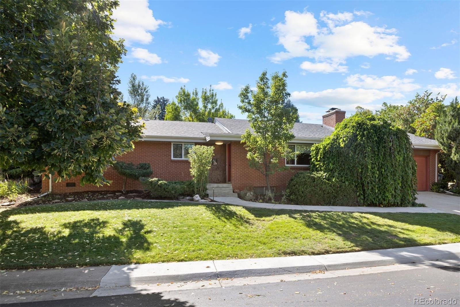 Manitou Rd, Littleton, CO 80123