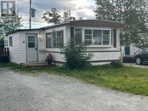 52 Gray Ave, Gander, NL, A1V1Y3 | Card Image