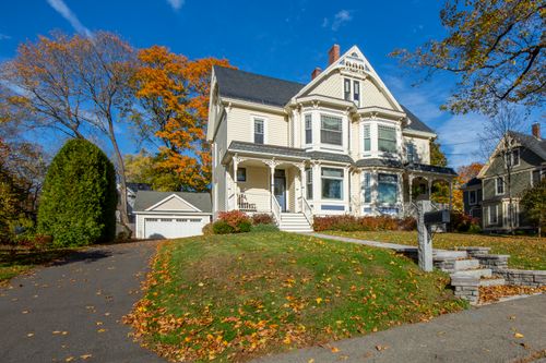 89 Summer Street, Rockland, ME, 04841 | Card Image