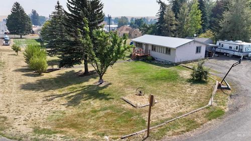 810 4th Ave, Nezperce, ID, 83543 | Card Image