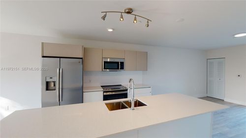 2224-2555 Ne 193rd St, Miami, FL, 33180-3476 | Card Image